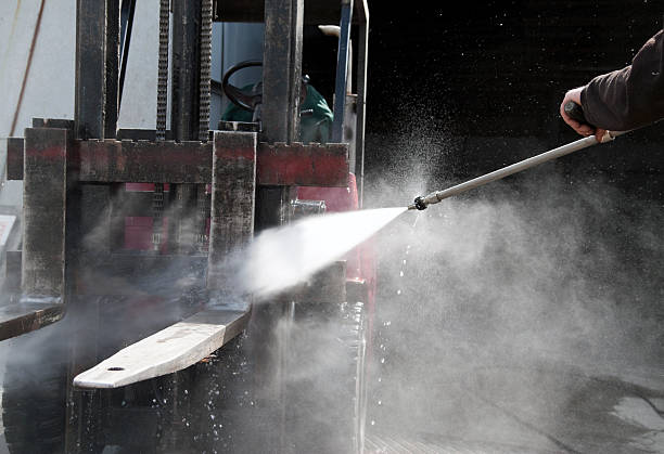 Best Concrete Pressure Washing  in Wardsville, MO